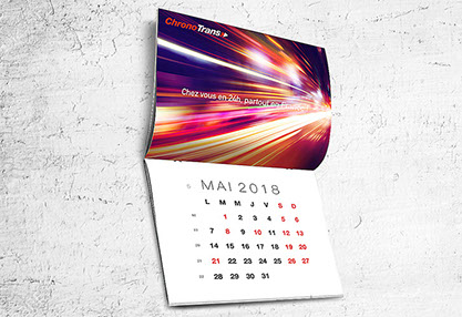 Création et déclinaison de votre charte graphique, sur l'ensemble de vos supports de communication : calendriers, agendas et sous-main...