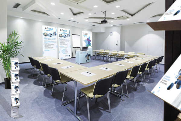 Communication événementielle, création de supports de communication pour conférences, formations, salons, expositions...